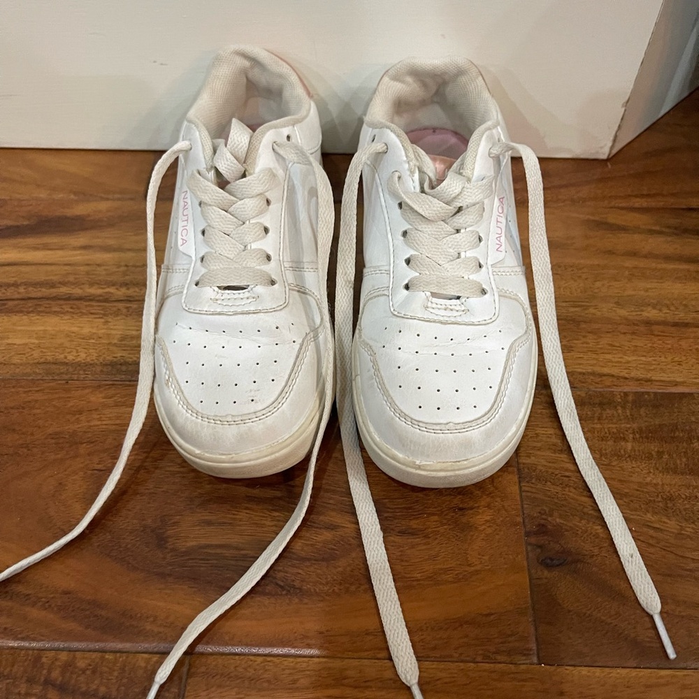 Nautica Kids White & Metallic Pink Sneakers